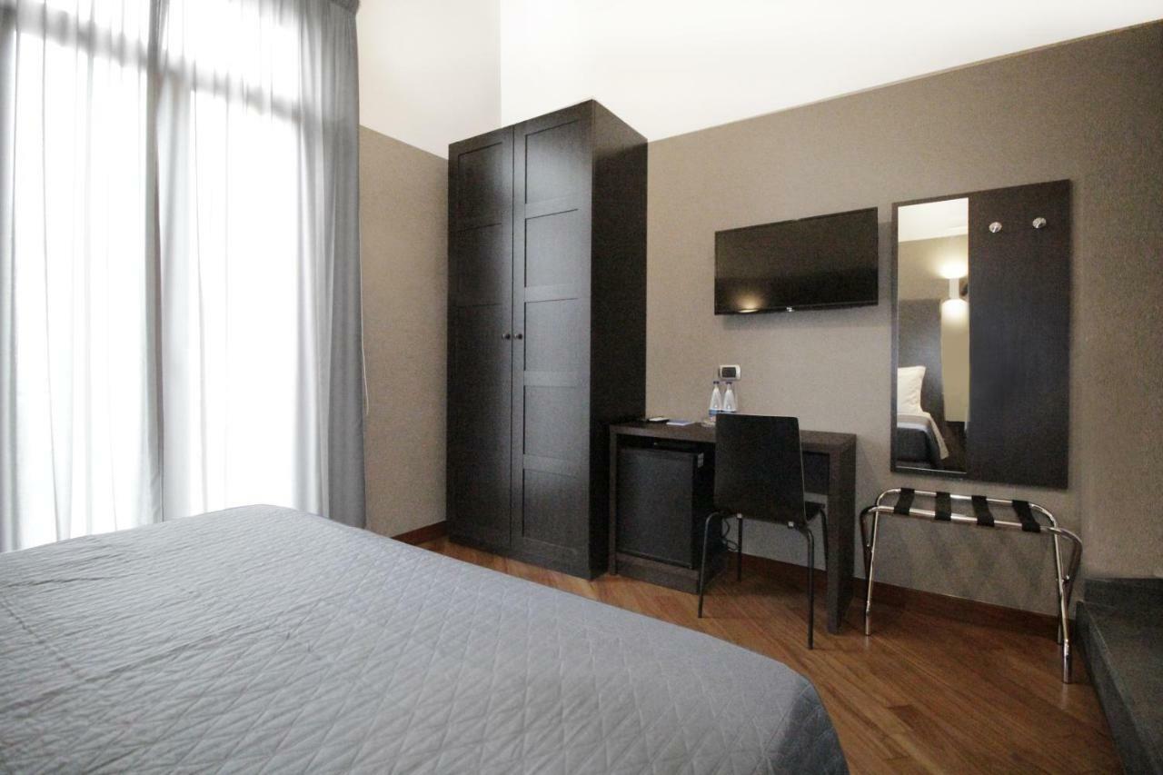 Hotel Piazza Carita Neapol Exteriér fotografie