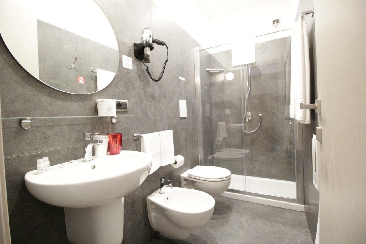 Hotel Piazza Carita Neapol Exteriér fotografie